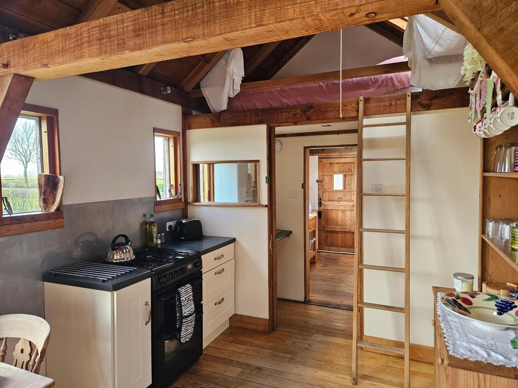 Log Cabin At The Old Summer Dairy Glastonbury 萨默顿 外观 照片