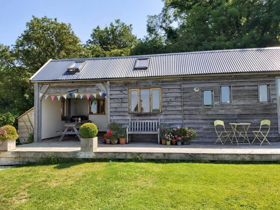 Log Cabin At The Old Summer Dairy Glastonbury 萨默顿 外观 照片
